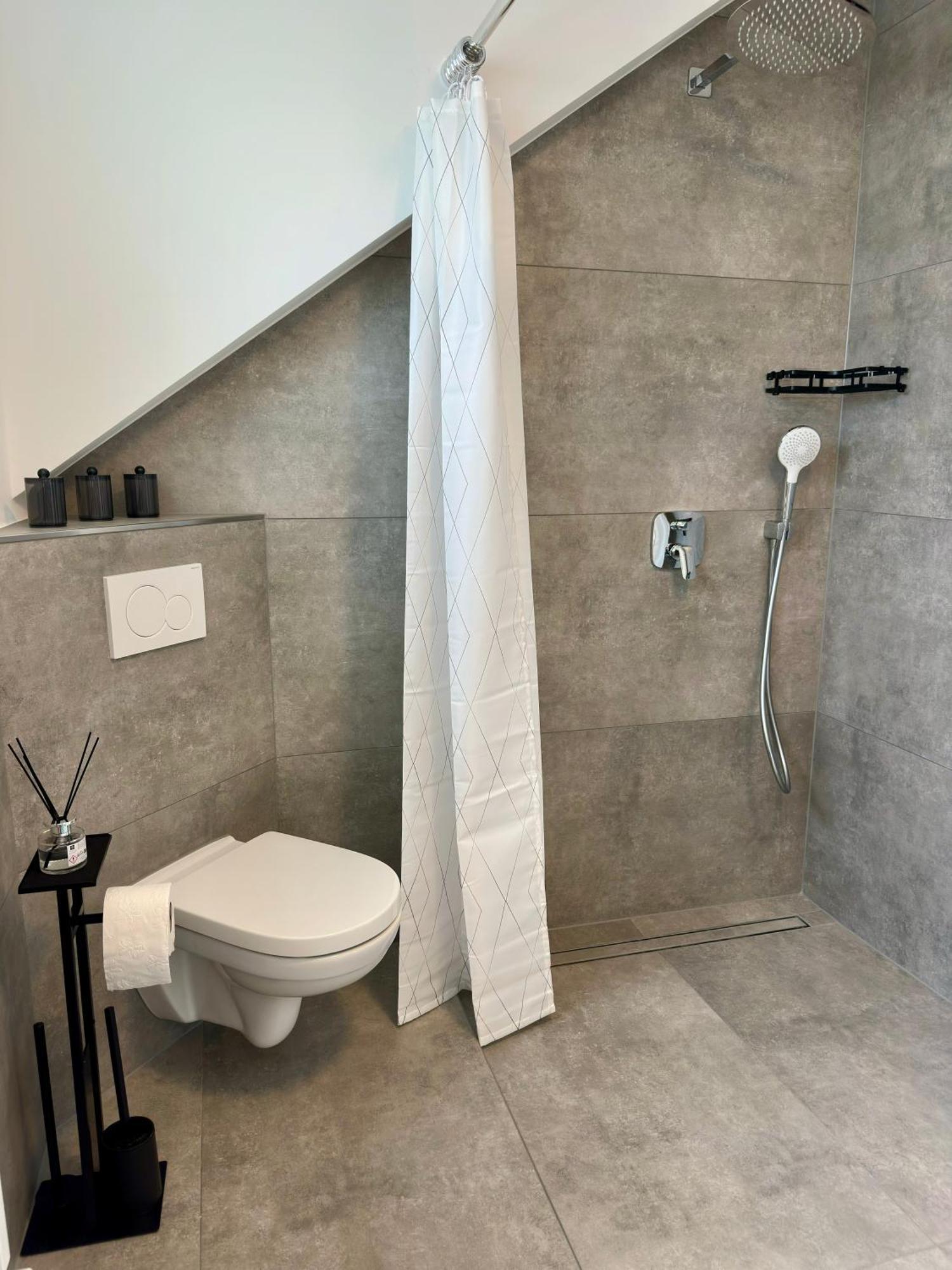 Zentrale Wohnung 6 - Kostenloser Parkplatz - Hdz - Bali Therme - Gop 巴特恩豪森 外观 照片
